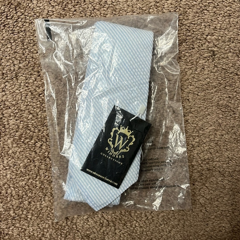 NWT Thin baby blue & white seersucker tie